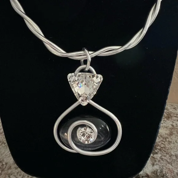 Jeff Lieb Silver Swarovski Pendant Necklace - Picture 2 of 6